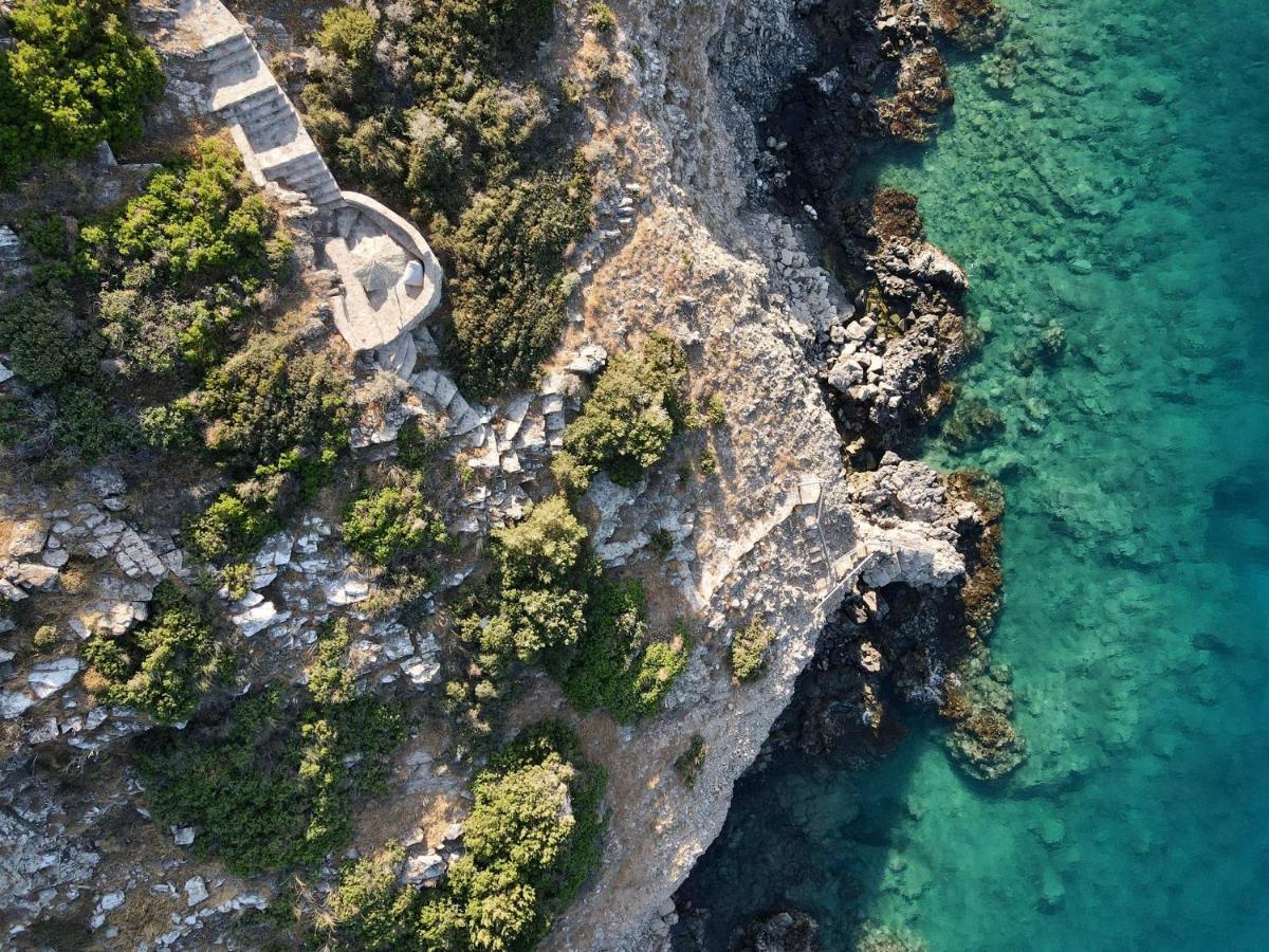 Villa Aiolos: Above The Sea, Within Agios Nikolaos 외부 사진